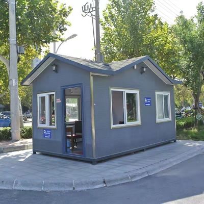 Предварительно изготовленный модульный крошечный контейнерный фургонный дом с оцинкованной стальной рамой